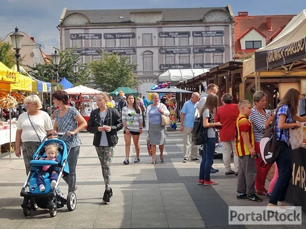 Rękodzieło, przysmaki i strefa dla dzieci. Jarmark Regionalny w Płocku - Zdjęcie główne