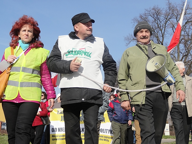 Protestujący blokowali Jachowicza [FOTO] - Zdjęcie główne