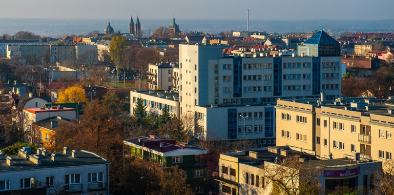Syreny wyją w całym mieście. Czytelnicy pytają: co się dzieje? - Zdjęcie główne