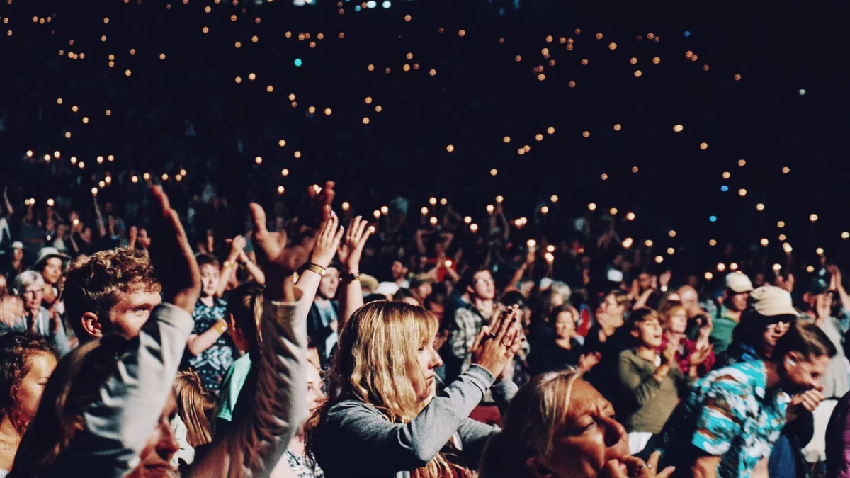 Chłopaki do wzięcia, święta wojna, musicale, siatkówka, powidlarnia. Co się będzie działo w weekend w Płocku i okolicy? - Zdjęcie główne