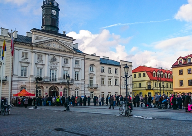 Jutro na starówce strefa kibica. A w niej… - Zdjęcie główne