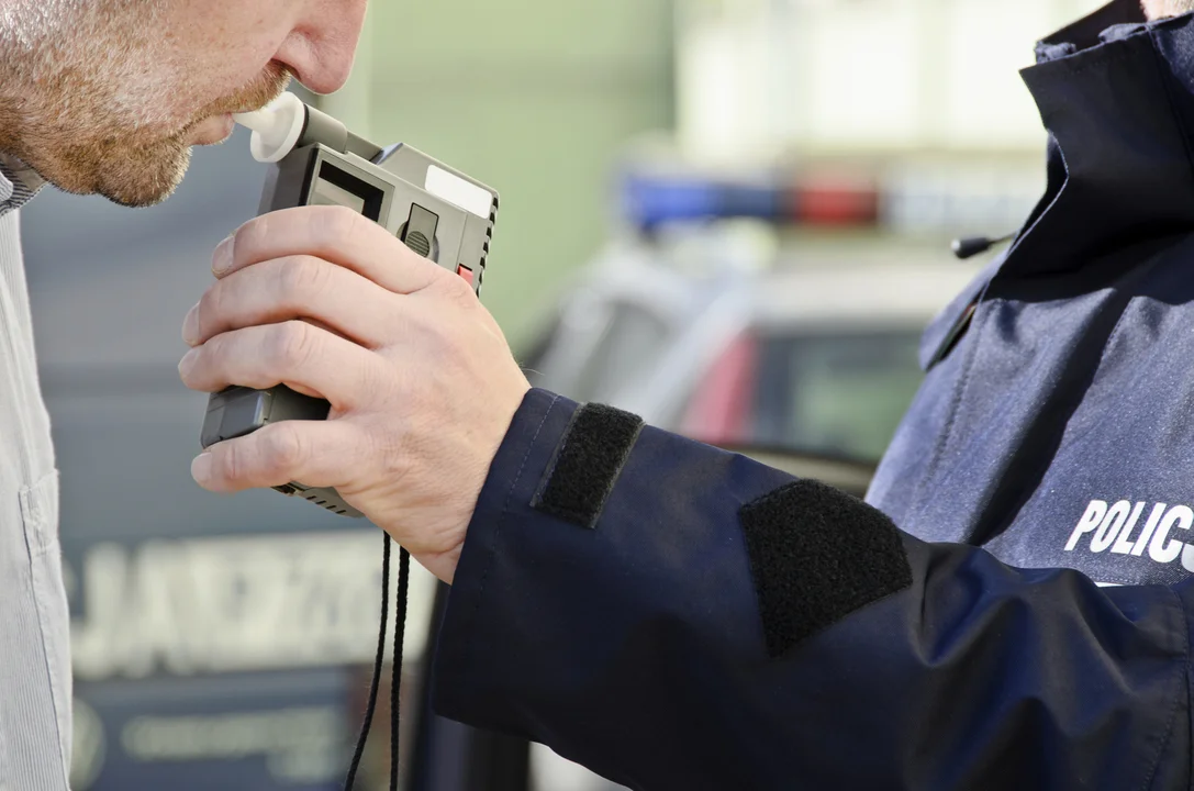 Wójt Gostynina zatrzymany. Był w pod wpływem alkoholu w szkole - Zdjęcie główne