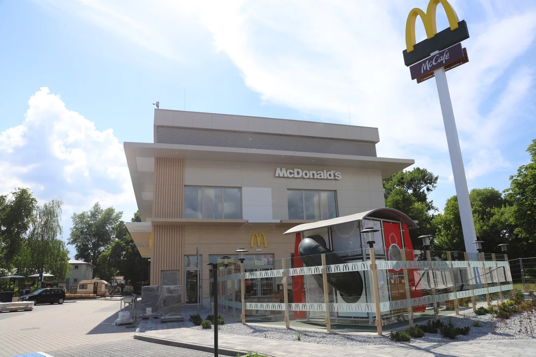 McDonald's przy Piłsudskiego prawie gotowy. Niebawem otwarcie! - Zdjęcie główne