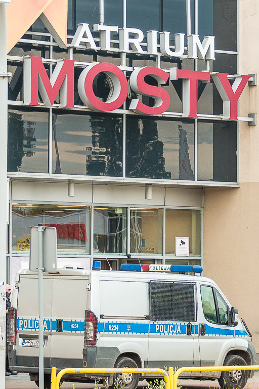 Alarm bombowy w Atrium Mosty! - Zdjęcie główne