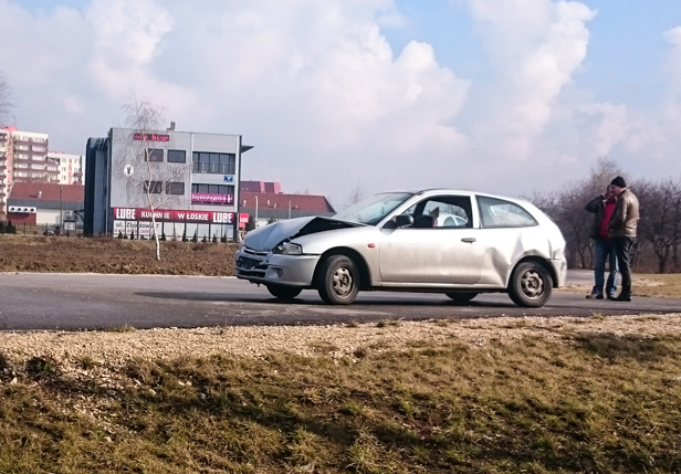 Sporo kolizji na drogach [FOTO] - Zdjęcie główne