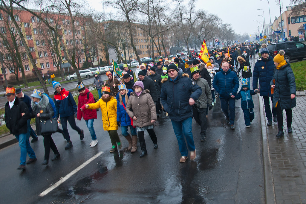 Orszak Trzech Króli przeszedł ulicami Płocka - Zdjęcie główne