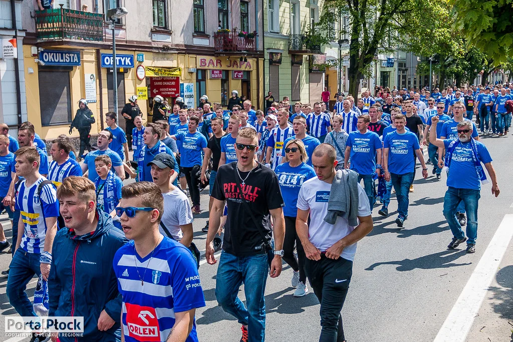 Fani Wisły zapraszają na przemarsz. - Chodźcie z nami Nafciarzami! - Zdjęcie główne