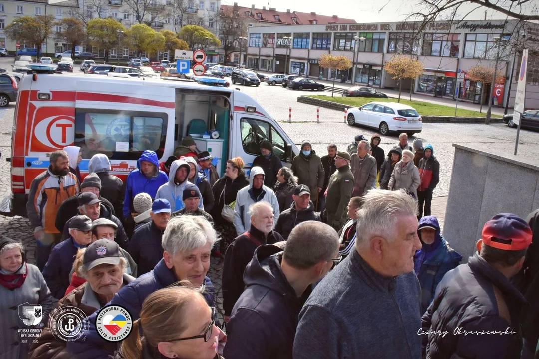 Wielkanocne śniadanie dla 150 osób [ZDJĘCIA] - Zdjęcie główne