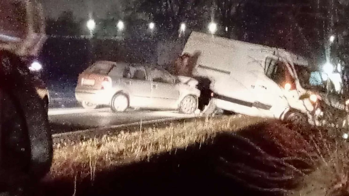 Zderzenie czołowe pod Płockiem. Na miejscu utrudnienia, są ranni! - Zdjęcie główne