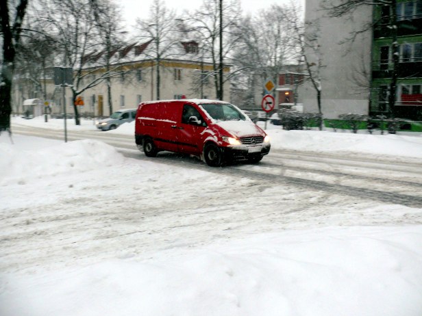 Minus 20. A ludzie nocują w altankach! - Zdjęcie główne