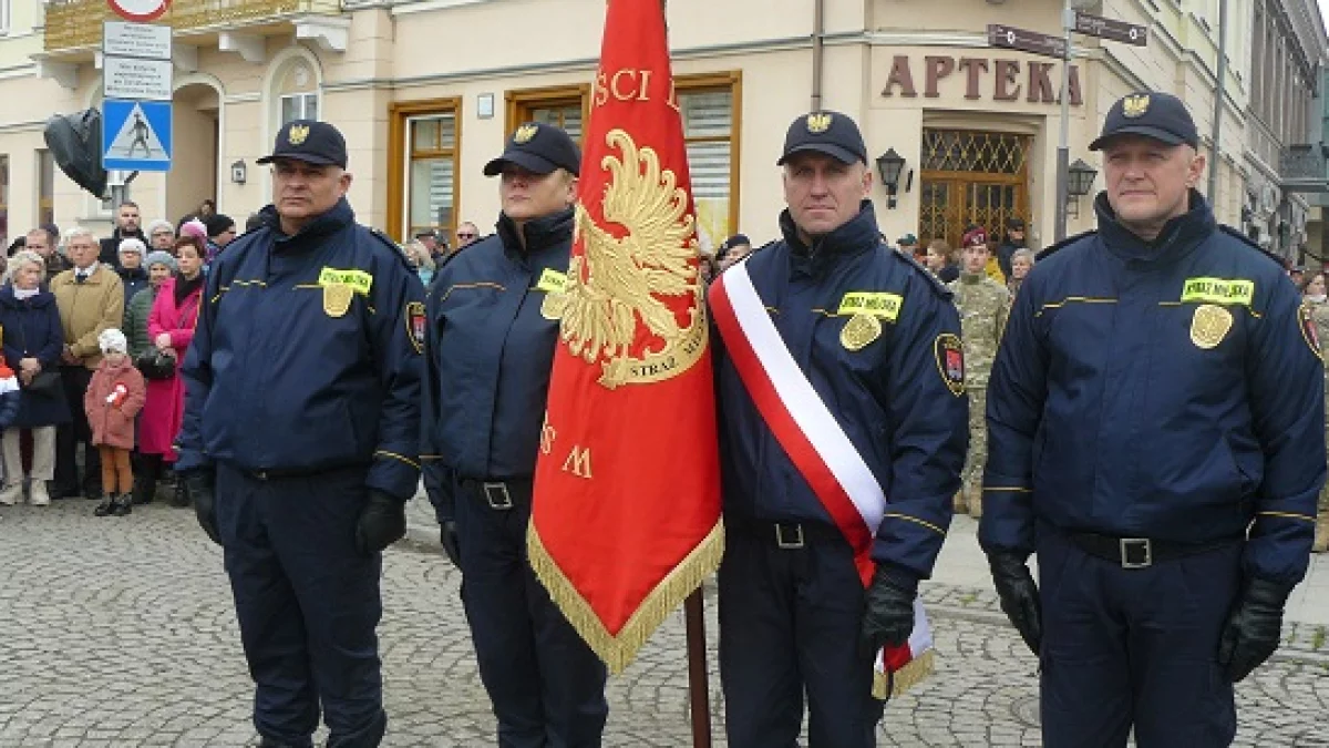 Jest praca! Szukają czterech osób. "Stabilne zatrudnienie, bezpłatne szkolenia, świadczenia socjalne" - Zdjęcie główne