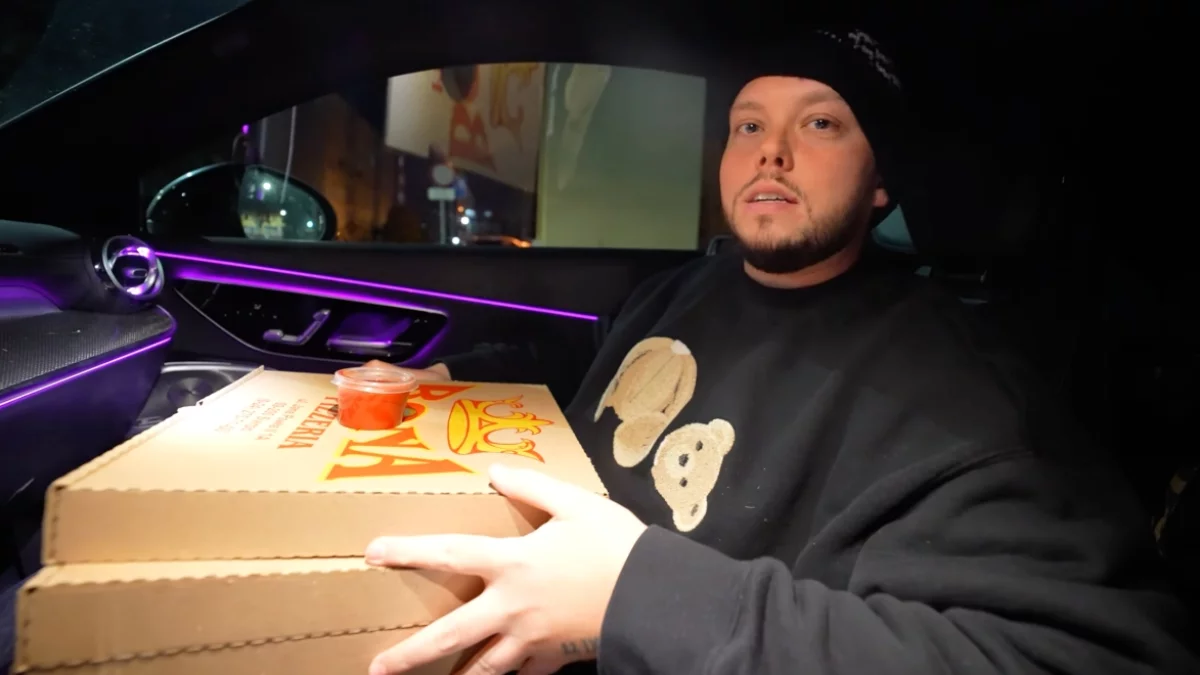 Książulo w naszym regionie! Sprawdził lokalną pizzę. Było „mula”? [FILM]