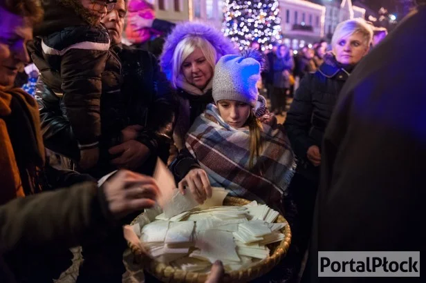 Wigilia miejska przed ratuszem. Będzie wspólny opłatek, posiłek i kolędy - Zdjęcie główne