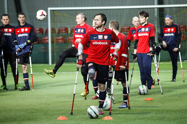 Piłkarska ekstraklasa pod Płockiem [FOTO] - Zdjęcie główne