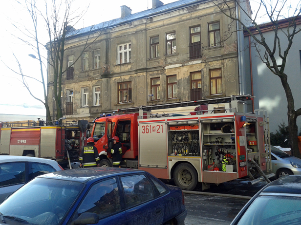 Pożar w kamienicy przy Taygerze [FOTO] - Zdjęcie główne