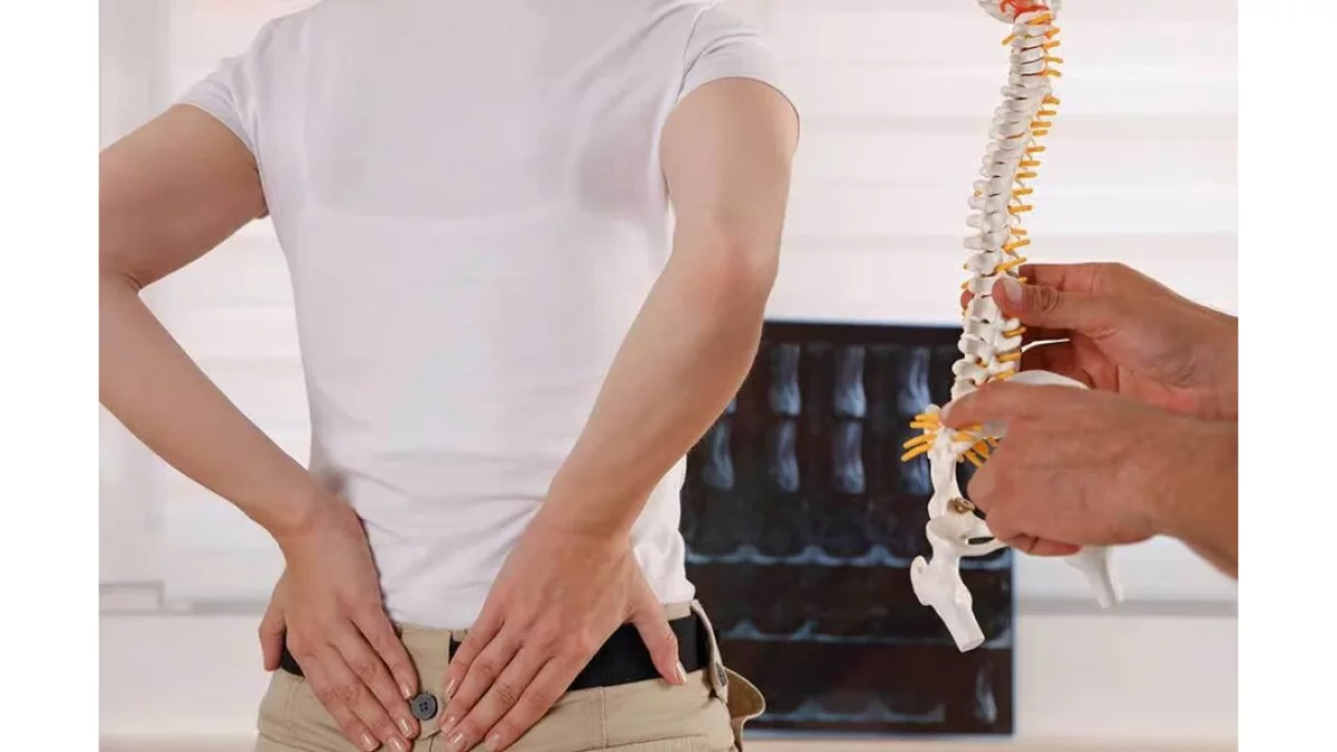Ból kręgosłupa lędźwiowego — kiedy warto iść do fizjoterapeuty?