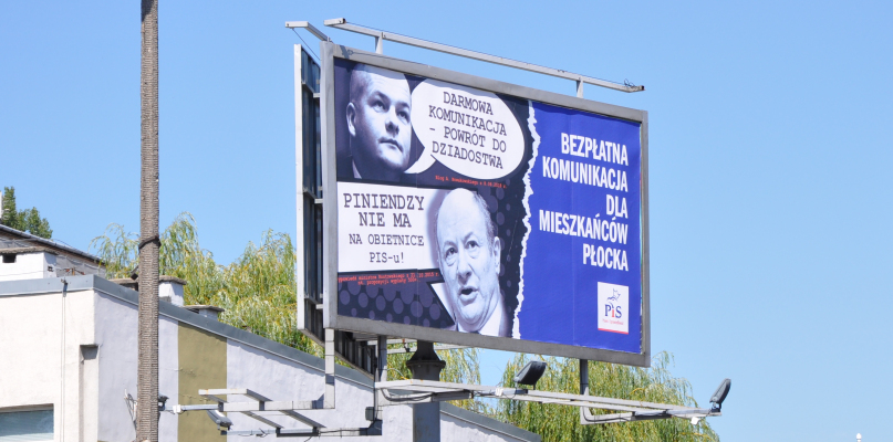 Bilbord PiS pojawił się na mieście. Prezydent: to manipulacja - Zdjęcie główne