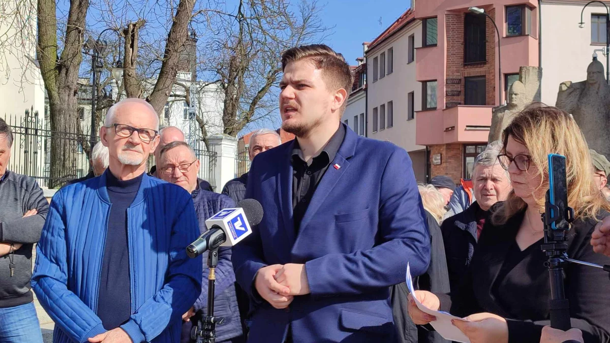 Przewodniczący płockiego klubu PiS wzywa do debaty w sprawie CIC. "Możemy dyskutować nawet kilka godzin" - Zdjęcie główne