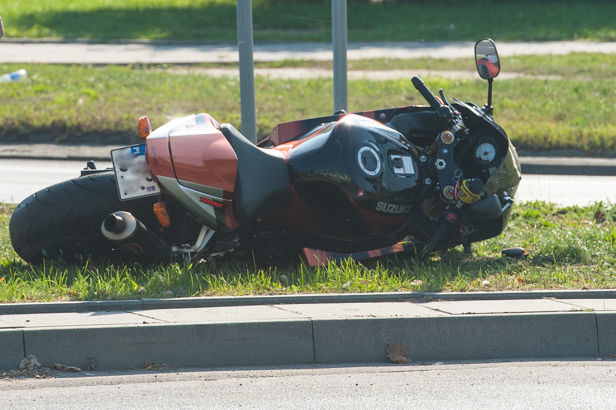 Wypadek. Motocyklista w szpitalu [FOTO] - Zdjęcie główne