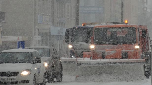 Fotoradar ma wolne, pługosolarki w akcji - Zdjęcie główne