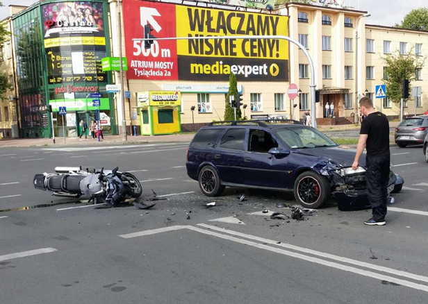 Trzy wypadki, pięcioro rannych [FOTO] - Zdjęcie główne