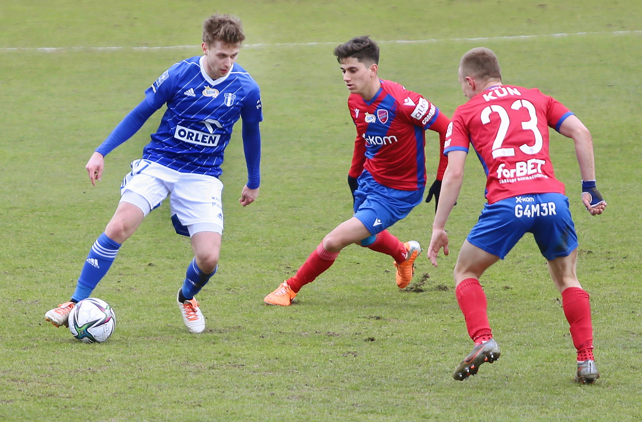 Wisła remisuje z Rakowem, choć prowadziła już 2:0. Jest niedosyt  - Zdjęcie główne