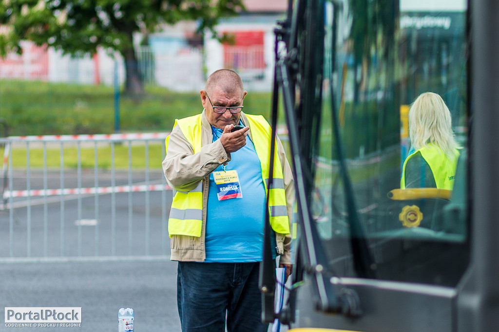 Rodzinny piknik Komunikacji Miejskiej - Zdjęcie główne