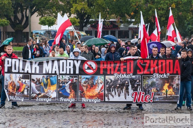 Kolejna manifestacja przeciwko imigrantom - Zdjęcie główne