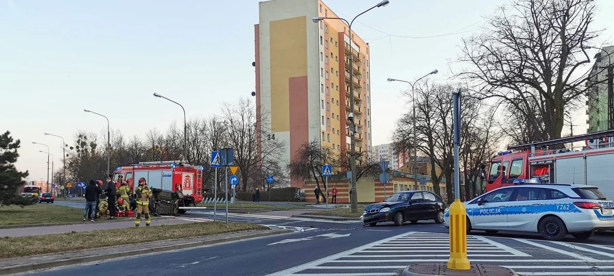 Groźnie wyglądające zderzenie na skrzyżowaniu Chopina i Dworcowej [ZDJĘCIA] - Zdjęcie główne