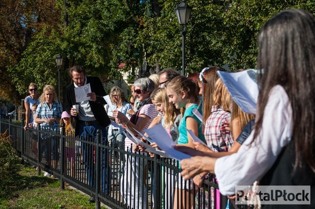 Wielkie czytanie dzieciom w Galerii Wisła - Zdjęcie główne