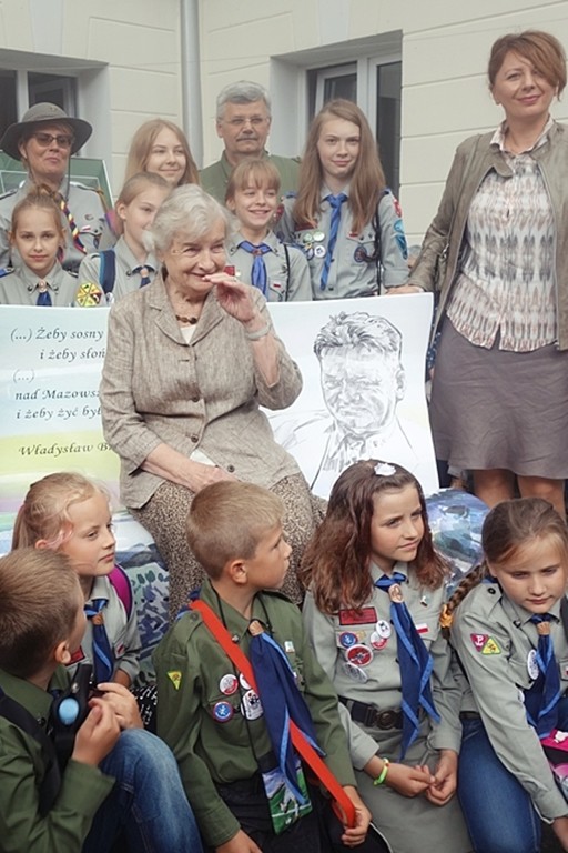 Mamy w Płocku zaczytaną ławeczkę - Zdjęcie główne