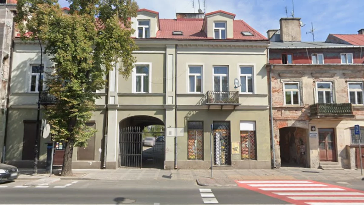 Plany na "stajenki" i dawną stację paliw. Co uchwalili radni?