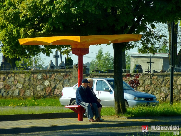 Demontują wiaty na przystankach. Dlaczego? - Zdjęcie główne