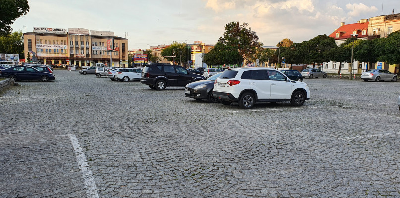 "Solidarność" świętuje 40-lecie. Fragment parkingu będzie zamknięty  - Zdjęcie główne