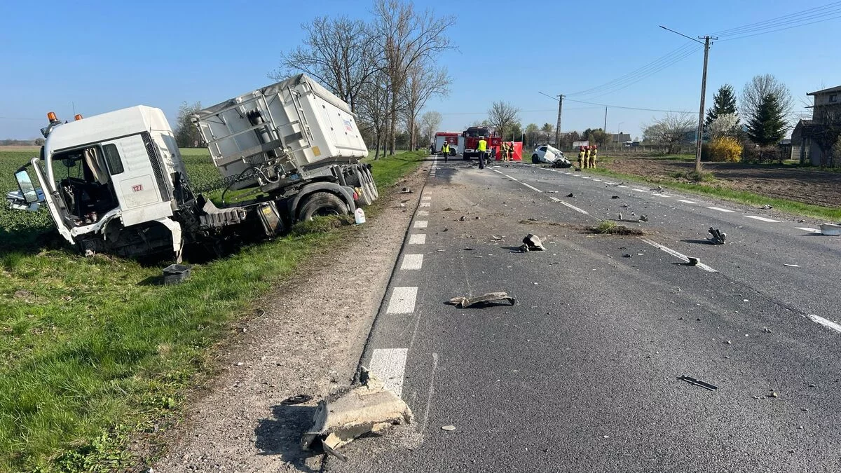 Tragiczny bilans. Trzy ofiary śmiertelne, 16 rannych, 14-latek na hulajnodze z 1,5 promila!