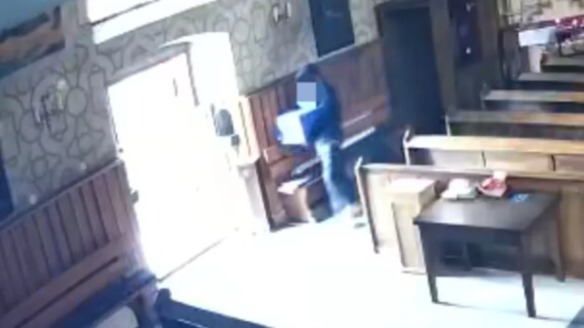Ruszył z powiatu płockiego. Ukradł skarbonę z kościoła, a uciekając... udawał truskawkę