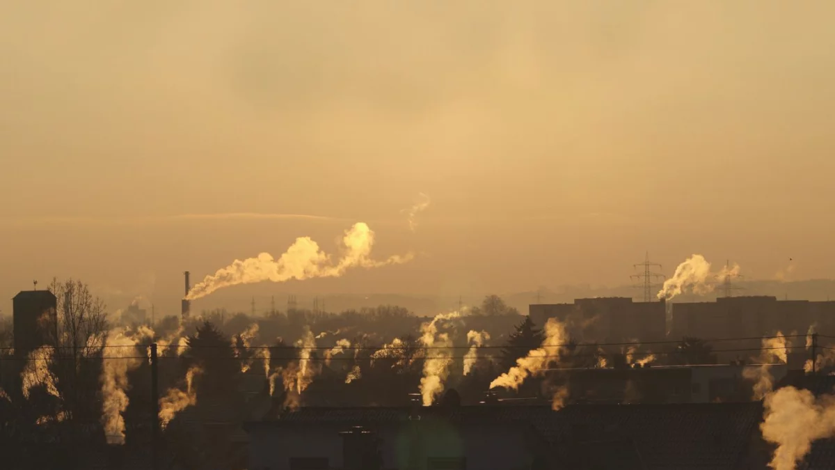 Mazowsze przyspiesza walkę ze SMOGIEM - Zdjęcie główne