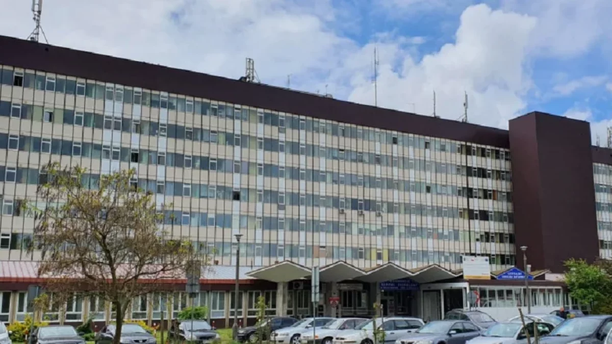 Problemy po porodzie na Winiarach. Kobiecie groziła sepsa? Prokuratura umarza sprawę, pacjentka się z tym nie godzi