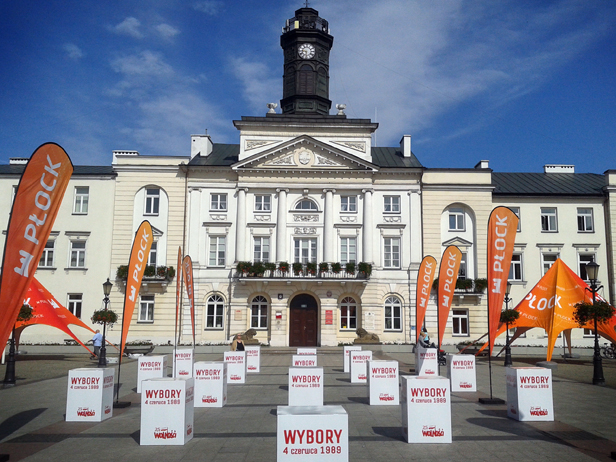 Instalacja stanęła dziś przed ratuszem - Zdjęcie główne