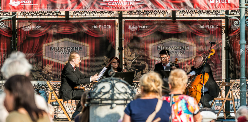 Stary Rynek zamieni się w sale koncertową. Wracają "Muzyczne czwartki" - Zdjęcie główne