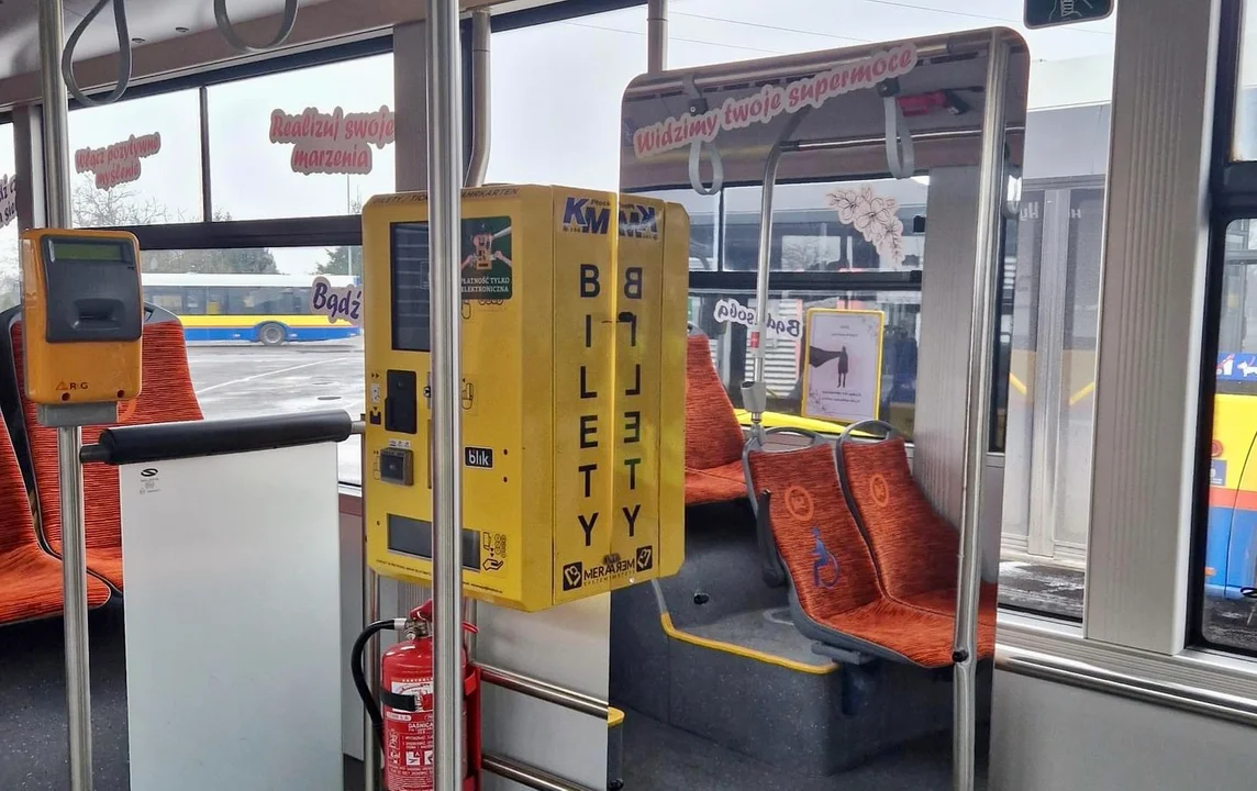 KM Płock ma niespodziankę na Dzień Kobiet. Na drogi wyjedzie autobus dla superbohaterek - Zdjęcie główne