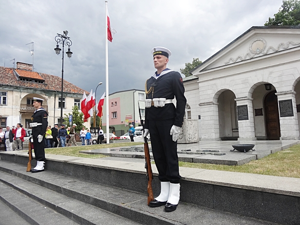 Płonący kielich na starówce. Tylko kiedy? - Zdjęcie główne