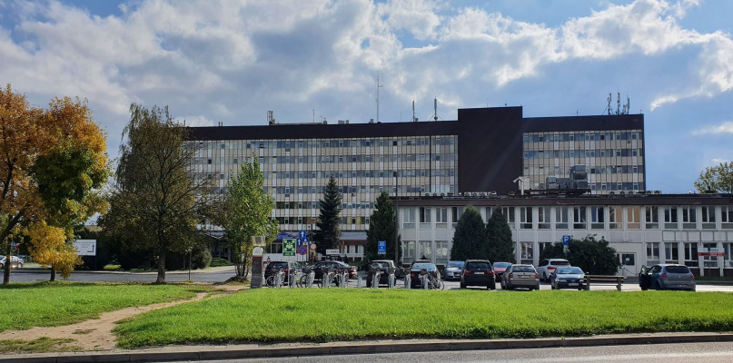 Szpital ma zwiększyć liczbę łóżek dla pacjentów z COVID-19  - Zdjęcie główne