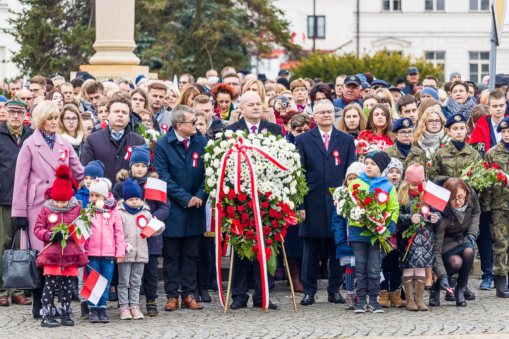 Płocczanie uczcili  Święto Niepodległości - Zdjęcie główne