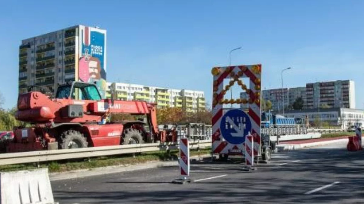 Przerwy w dostawie wody i utrudnienia w Płocku! Będą też zmiany w kursowaniu autobusów - Zdjęcie główne