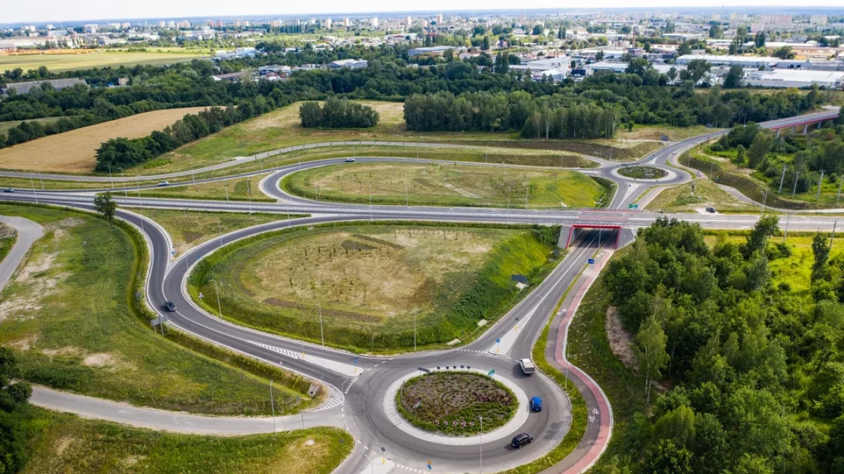 Ta ulica w Płocku jest modernizowana już od 10 lat. Kontrakt o wartości ponad 36 mln zł