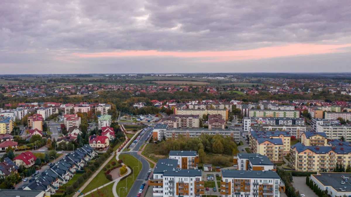 Płock poza pierwszą dziesiątką, Sierpc awansował, a Mława na podium. Zaskakujące wyniki rankingu samorządów
