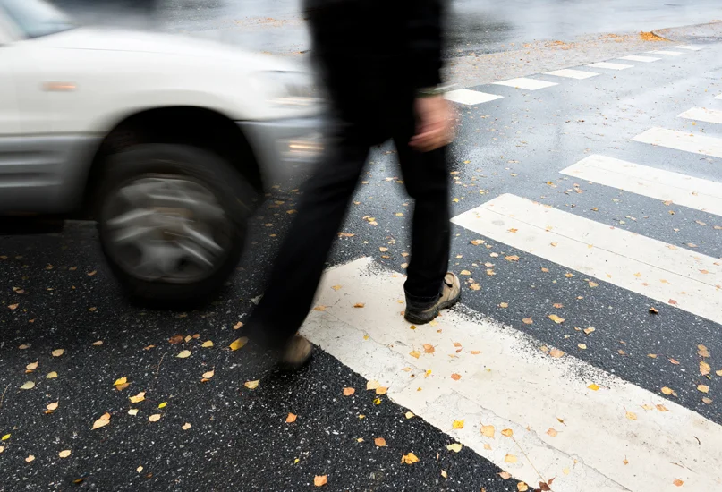 Potrącenie pieszego w centrum miasta. Ranny 68-letni mężczyzna - Zdjęcie główne