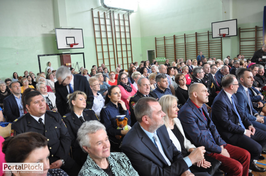 Niezwykła uroczystość w SP 1 - Zdjęcie główne