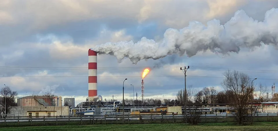 Zdarzenie na terenie PKN Orlen. Doszło do pożaru na jednej z instalacji - Zdjęcie główne